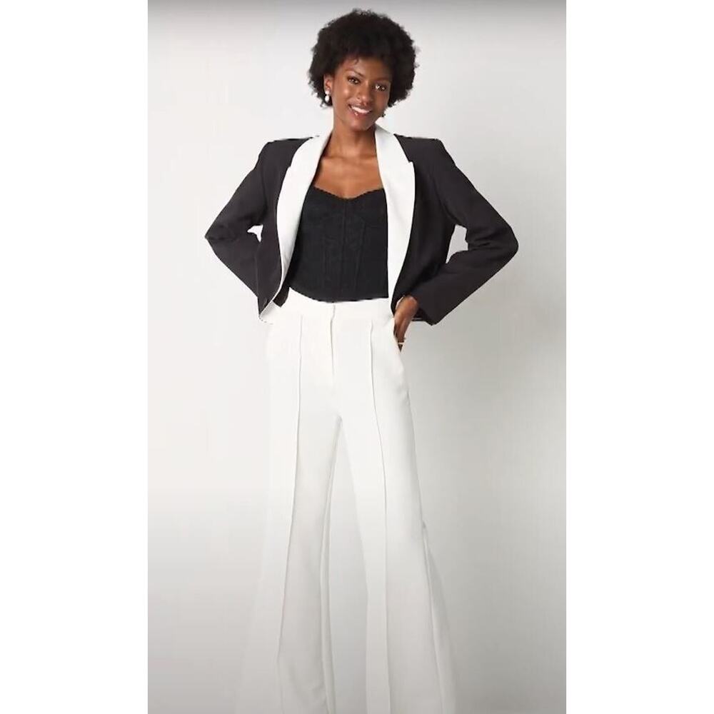 Johnny Wujek Women's Wide Leg Elastic Waist Dress Pants in Off White Medium $109
